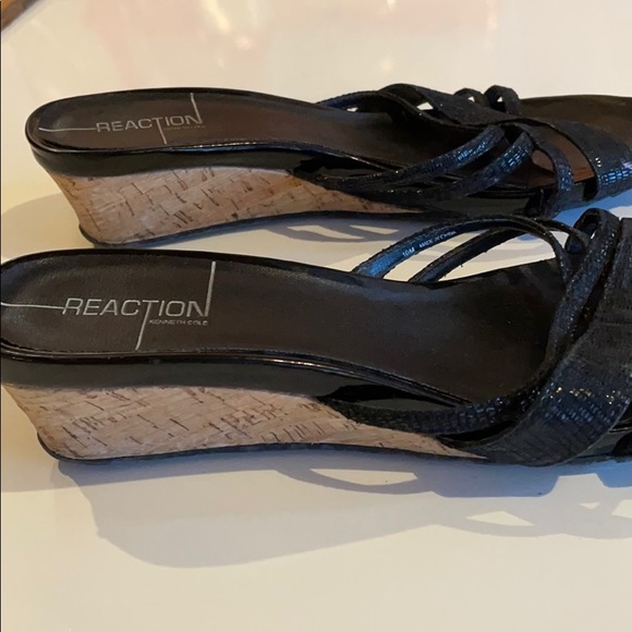 Women’s Kenneth Cole Reaction Black Wedge Sandals - Picture 8 of 10